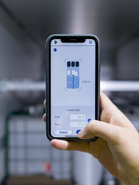 Continental Trade Fair Highlight: Optimized Load Space Detection with AI-based Solution